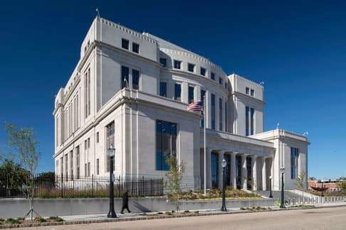 Mobile Courthouse — Edifício Público em Mobile, Alabama — EUA